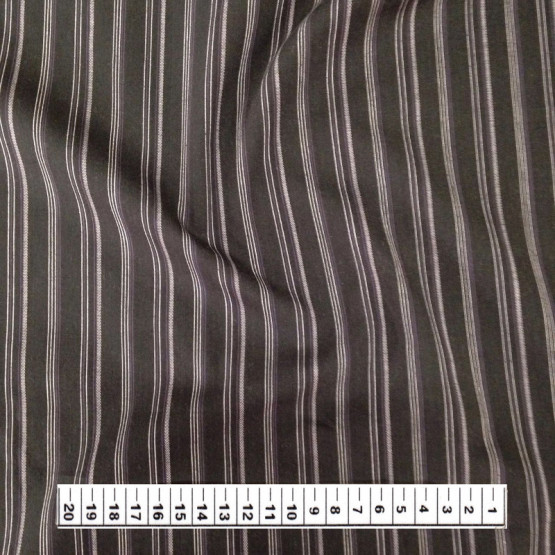 Tecido Tricoline Listrada Fdo Preto Maquinetada Larg1,47m 100%Algodão