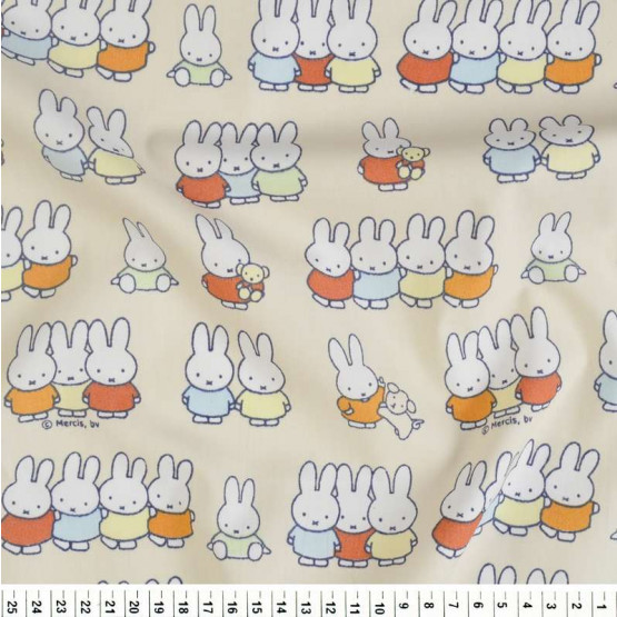 Tecido Tricoline Estampado Coleção Miffy Familia Bege 100%Algodão