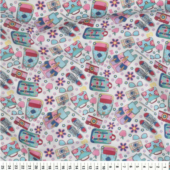 Tecido Tricoline Estampada Renata Blanco Objetos Teen Larg. 1,50m 100%Algodão