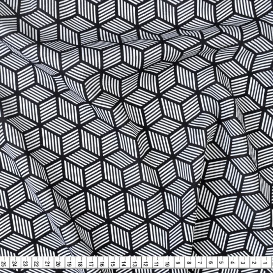Tecido Viscose Estampa Geométrica Branco e Preto Larg.140cm 100%Viscose 104gr/m2