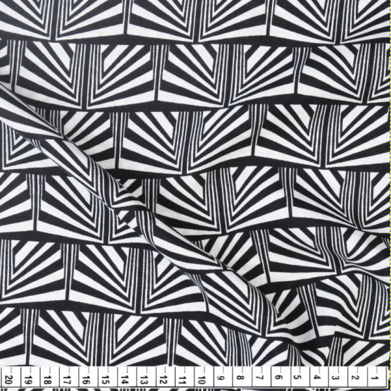 Tecido Viscose Estampa Geométrica Branco e Preto Larg.140cm 100%Viscose 104gr/m2
