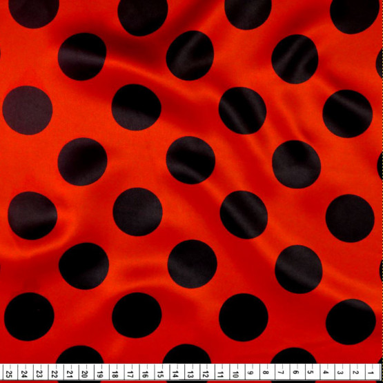 Tecido Cetim Estampado Bola Preta Fundo Vermelho Fantasia Joaninha Larg. 1,47mt 100% Poliester 78gr/m2
