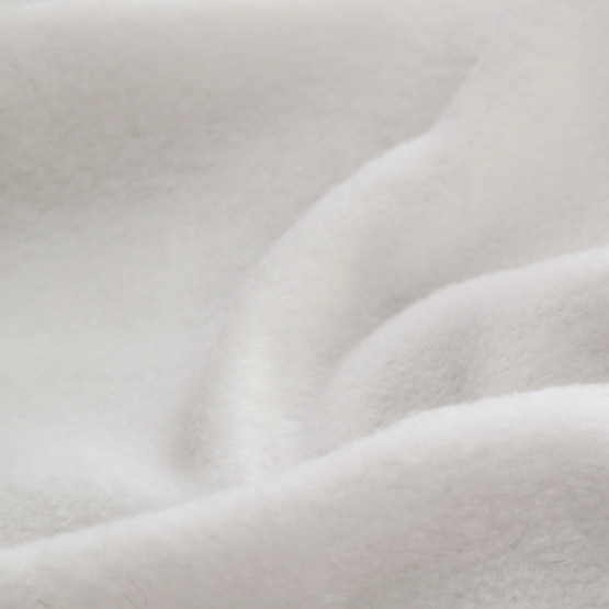 Tecido Soft Fleece Liso Branco Lg 1,60mt 100% Poliester- Pço por metro NO ESTADO - PEQUENOS DEFEITOS promo de $27,90 p/